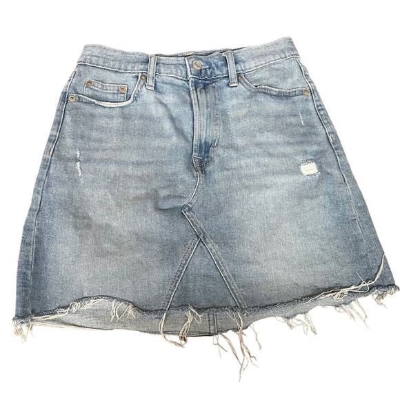 Gap Medium Wash Distressed Raw Hem Mini Jean Skirt Size 0 - Picture 1 of 6
